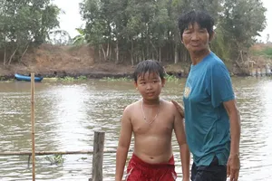 Người phụ nữ Đồng Tháp được thế giới vinh danh tài dạy bơi