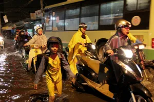 Chống ngập ở TP.HCM, càng bàn càng ‘bí’