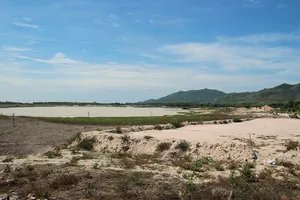 Bà Rịa-Vũng Tàu: Mới giao dự án đã ồ ạt hút cát