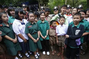 3 phương án giải cứu đội bóng nhí Thái Lan