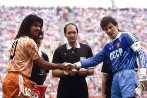 ‘Bị loại ở tứ kết thì không gọi là thành tích được!’