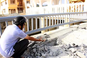 Đổi tội danh 7 người vụ chống hạn trên giấy