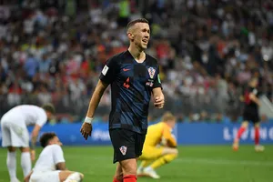 Bóng đá Anh: Khỏe hơn thì có, lớn hơn thì chưa