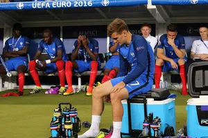 3 năm 2 lần vào chung kết, Pháp sợ vết xe đổ