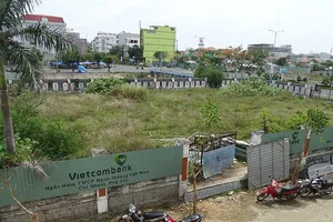 Nhiều mánh khóe trong đấu giá đất công