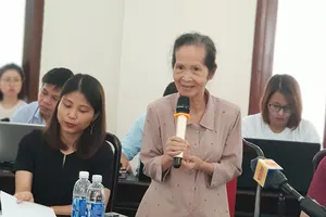 Hàng ngàn cán bộ đi học nước ngoài vẫn... 'dốt'