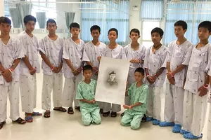 Đội bóng Lợn rừng kể lại ký ức trong hang