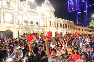 Người trong cuộc săn tìm nét đẹp bóng đá