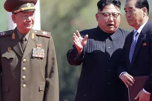 Vì sao Triều Tiên triệu hồi đại sứ ở nước ngoài về nước?