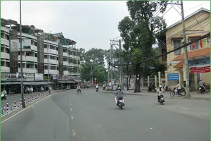 Từ khu đầm lầy thành con đường đẹp nhất thành phố