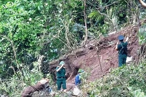 Khám nghiệm hiện trường nơi Su-22U rơi