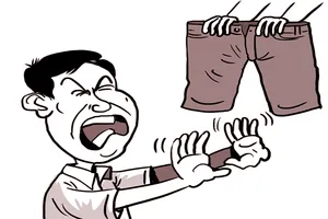 Thanh niên 25 tuổi sợ mặc quần