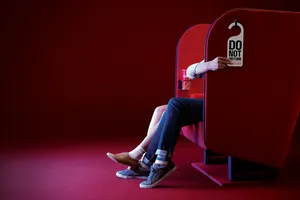 Sự cố cảnh nóng ở CGV: Lỗi cả đôi đàng