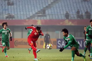 Chiến tranh, nghèo đói và nạn gian lận tuổi