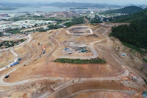 Dự án biệt thự trên đồi xả lũ xuống nhà dân