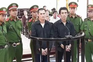Tranh cãi vụ tòa án huyện tổng hợp án tử hình