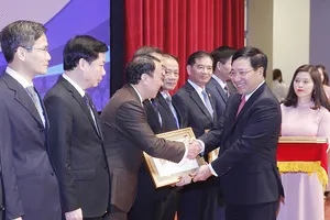 Công tác đối ngoại tạo điều kiện phát triển đất nước