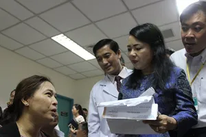 Bệnh viện dù không thích vẫn phải giảm tải