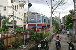 Đường sắt trên cao Bình Triệu-Hòa Hưng: Nhiều điều chưa rõ!