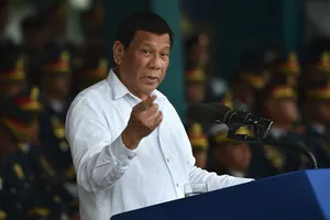 Ông Duterte thúc giục Trung Quốc ‘kiềm chế’ ở biển Đông