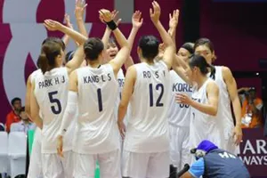 Ấn tượng với đội bóng rổ nữ liên Triều vào chung kết