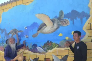 Ra Lý Sơn bảo vệ rùa biển bằng tranh bích họa 3D