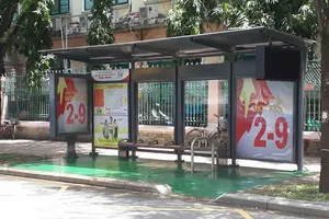 TP.HCM: Lắp đặt nhà chờ xe buýt kiểu mới hiện đại