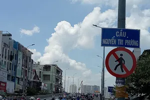 Cầu, đường mở rộng, giá nhà đất tăng dần