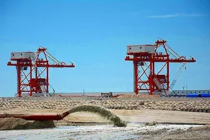 Chất nạo vét ở biển Vĩnh Tân: Dùng xây kè, không nhận chìm