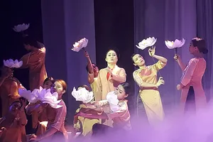 Gia sản 100 năm cải lương thật buồn