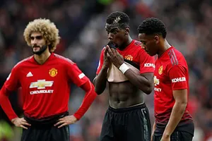 Man. United ỳ ạch vì trông chờ vào Pogba