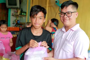 Trung thu và ước mơ phát bún của Nhi…