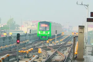 Giá vé metro Cát Linh sẽ cao hơn xe buýt