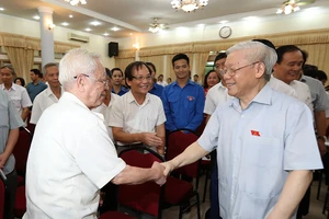 TBT Nguyễn Phú Trọng được giới thiệu để QH bầu Chủ tịch nước 