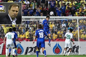 Thái Lan chuẩn bị AFF Cup bằng nước cờ lạ