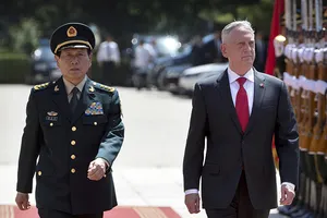 Mỹ liên tục ‘nắn gân’ Trung Quốc ở biển Đông