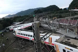 Tai nạn xe lửa ở Đài Loan: Hàng trăm người thương vong