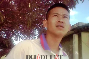  Đầu nậu túc trực mua xăng dầu trên đèo Hải Vân