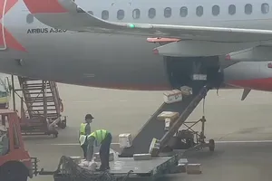 Nhân viên làm ẩu: Hãng bay phải chịu!
