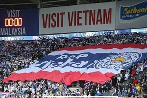 Chữ ‘Sài Gòn’ trên tay áo Leicester và trận cầu nhớ Vichai