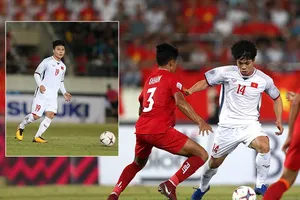 Quang Hải lùi sâu dành đất cho Công Phượng