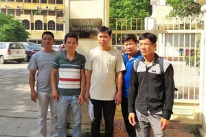 Vụ cưa gỗ khô: Sẽ dời ngày xử vào tháng 12