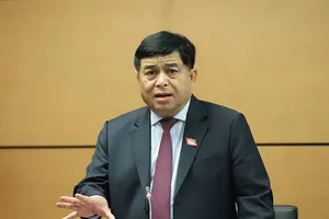 Đầu tư công: Siết chặt để không ‘vung tay quá trán’