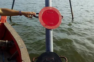 Đã khắc phục biển cảnh báo trên đầm Thị Nại