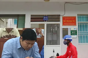 Kiểm điểm việc kết nạp Đảng nguyên phó giám đốc Sở Ngoại vụ