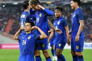 Thái Lan: Được hứa thưởng không dưới 300.000 USD nếu vô địch