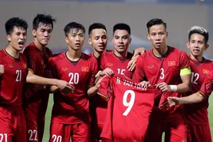 Chiếc áo số 9 và nước mắt Văn Toàn