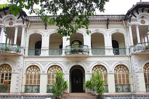Trùng tu biệt thự cổ 800 tỉ Võ Văn Tần 