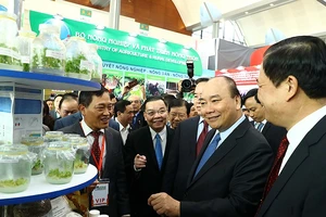 Nhà nước cùng nông dân làm cách mạng mới trong nông nghiệp