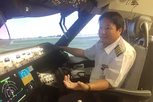 Phi công bay qua Đồng Nai ‘thót tim’ vì tia laser